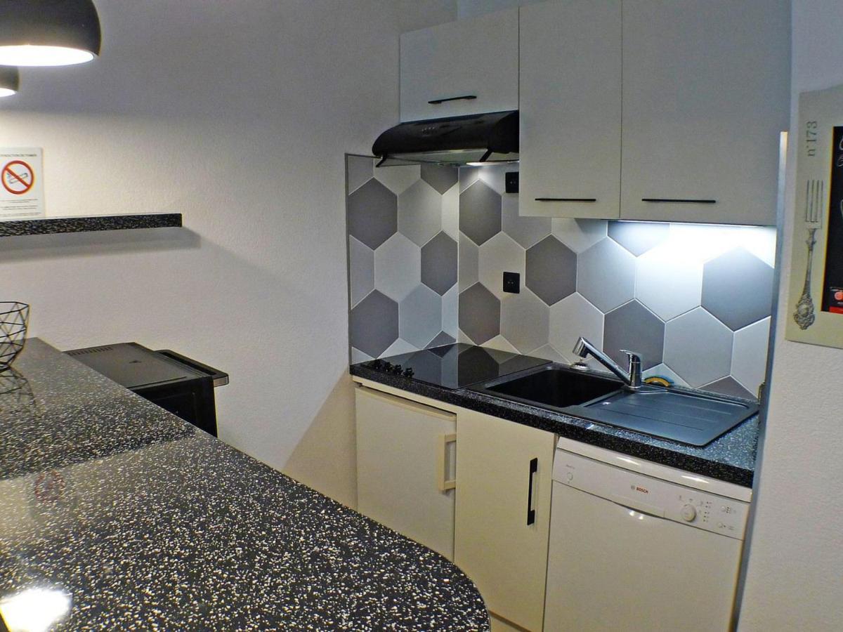 Appartement Confortable Avec Piscines, Terrasse Et Parking A Samoens - Fr-1-629-100 エクステリア 写真